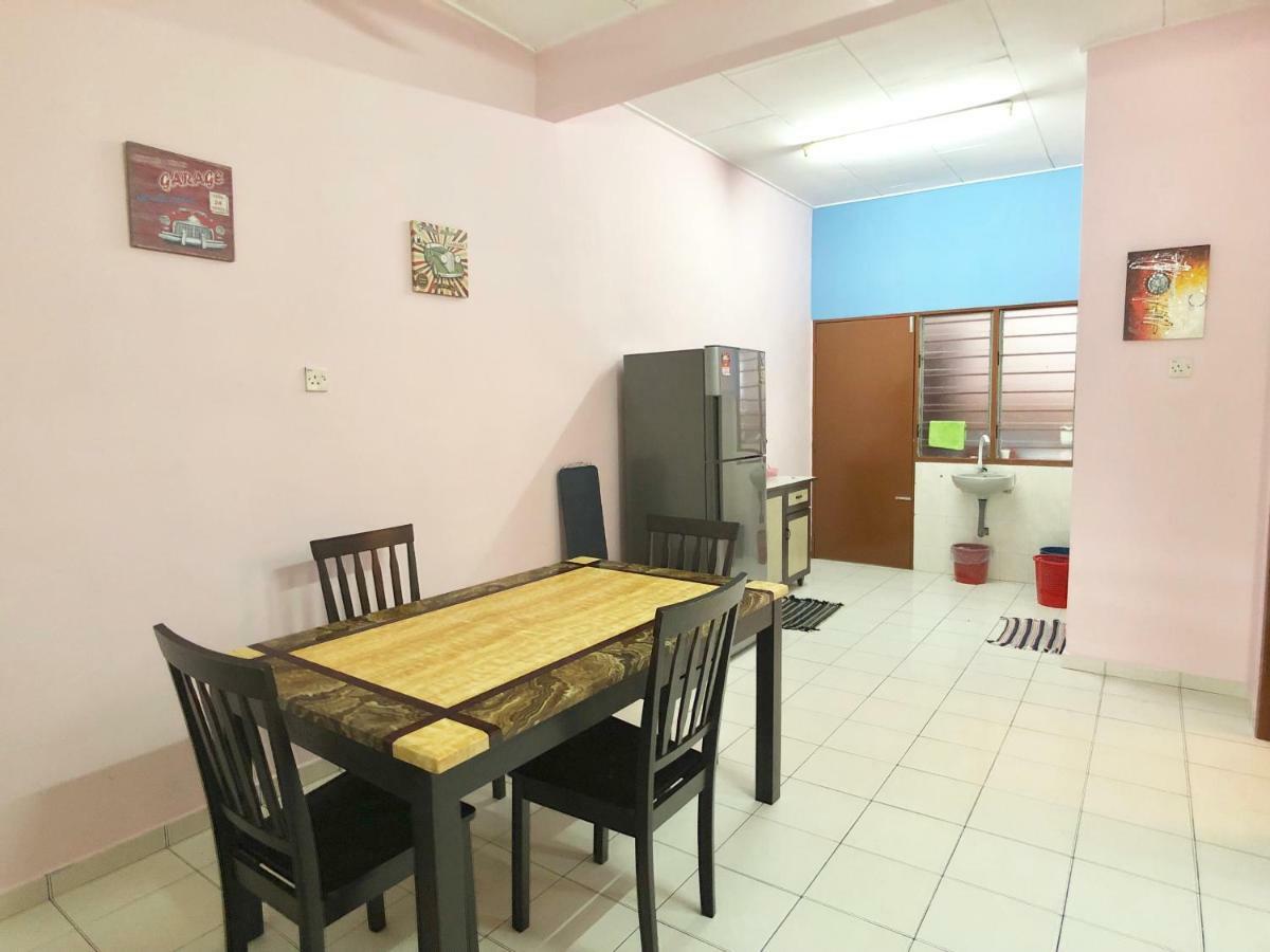 Sakura 2 Homestay Kampar Luaran gambar