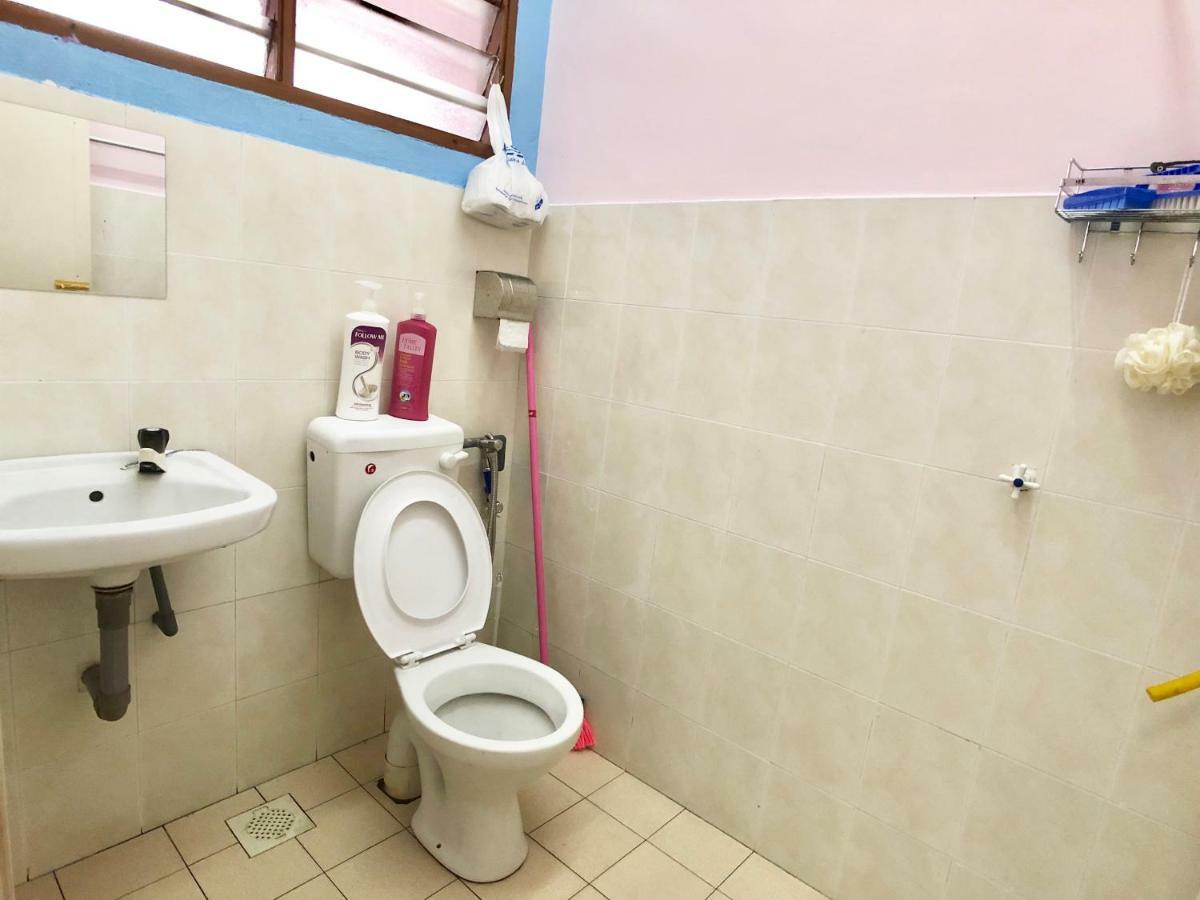 Sakura 2 Homestay Kampar Luaran gambar