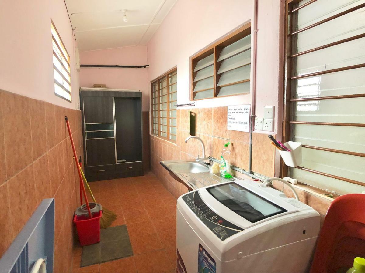 Sakura 2 Homestay Kampar Luaran gambar